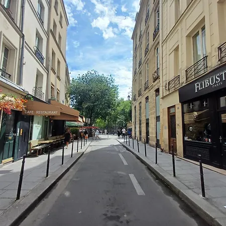 Elegant & Quiet In Le Marais Near De Parigi